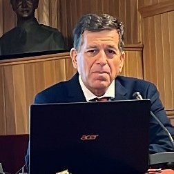 caballoss1's profile picture. Un simple historiador en búsqueda permanente de la verdad.