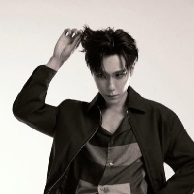 pvrczh's profile picture. 