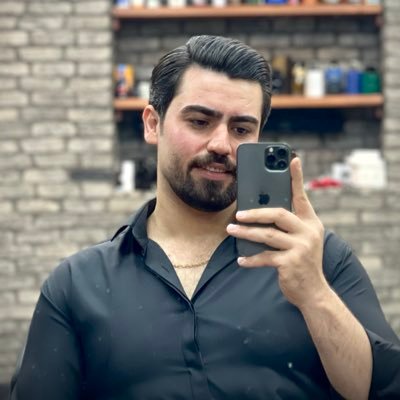 Hoseinabyari's profile picture. 