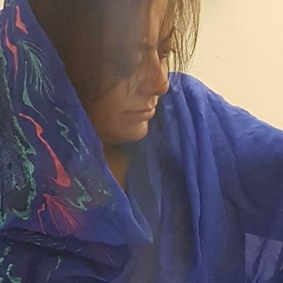 NourNouh_Sudan's profile picture. كان لي اخ بمثابة وطن ضاع مني في نيل بلادي .. قولو لهم اني أريد أن ادفن في تراب بلدي السودان