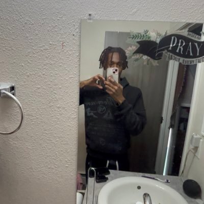 OffthagridLm's profile picture. offdagrid👾