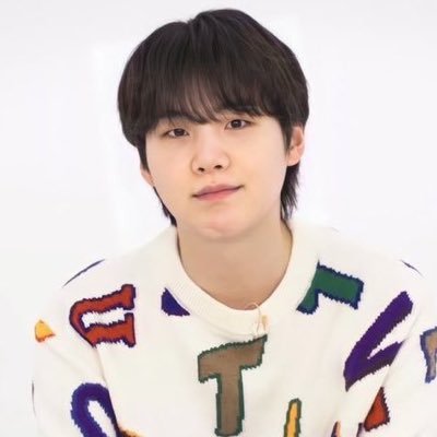 glossmygluv's profile picture. SUGA CREW