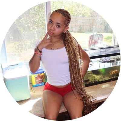 EgbeEtete32796's profile picture. 