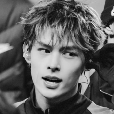 4thepink's profile picture. for @blackpink ✩ — ; him