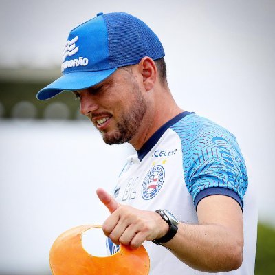 RMoreira_rm77's profile picture. Keep it real.