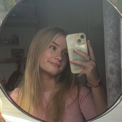 izzy_lmc's profile picture. taylor swift 🫶