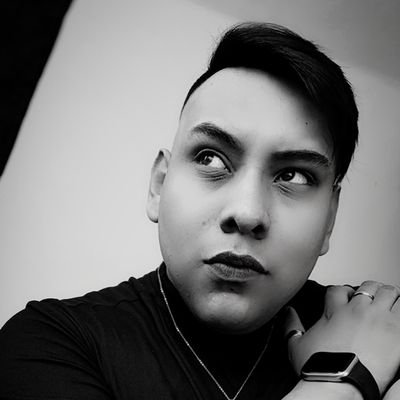 EmmaRomartof's profile picture. 🎄YA ES NAVIDAK🎅
🫰🏽Cantante/Actor/Bailarin 🎭