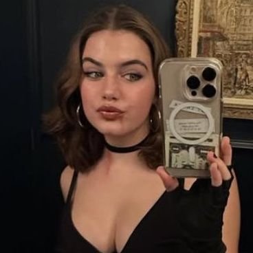 jackstgraham's profile picture. apenas uma fangirl