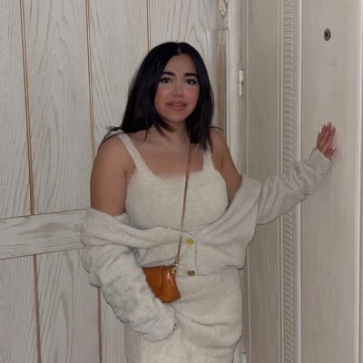 Pari_alijani's profile picture. 👼🏽