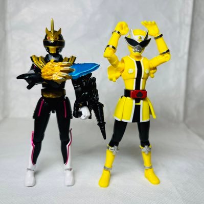 izs6HeBKLj0n1s1's profile picture. 三十路になっても、装動どハマりの特撮留年、サブカル大好き。 リアルではオタを隠しているので、ここで呟くのが生き甲斐。無言フォロー大歓迎。自分の呟きで、皆さんにクスリと笑って貰えれば幸いです。