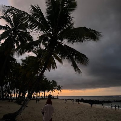 bwantamu_R's profile picture. Par le nom d’ الله , le Tout-Rayonnant d’Amour, le Très-Rayonnant d’Amour