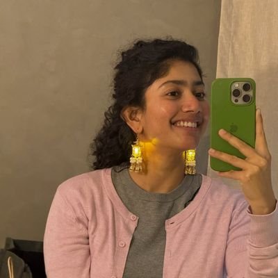 kutty_ilavarasi's profile picture. இளவரசி🦋❣️