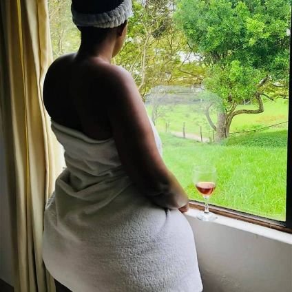 DDebie21812's profile picture. GOD is great 💓.