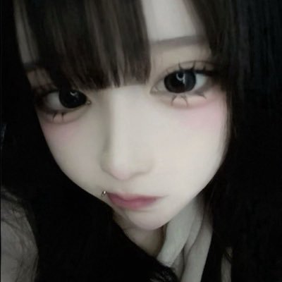 aayunn_00's profile picture. 정신병자 @soda_7766  비계