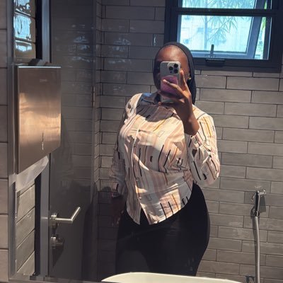 hikkythebrat's profile picture. Princess.