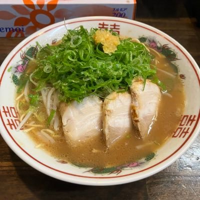 moyasi14141356's profile picture. 