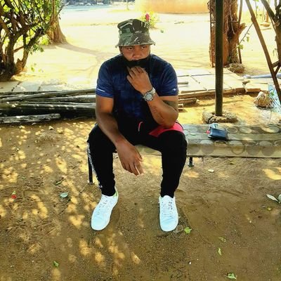 letlhalepullen's profile picture. Lt,23,calm,ironfist