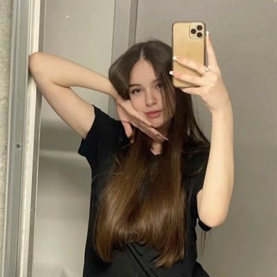 Ayelensweeet's profile picture. My private’s waiting :) @ayelen_lena