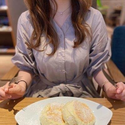 sandrinetelle's profile picture. 40歳/旦那とレスで別居/2社経営してます
