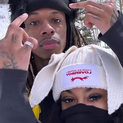 RockOnlines's profile picture. 𝑀𝑎𝑘𝑖𝑛𝑔 𝑡ℎ𝑒 𝑤𝑜𝑟𝑙𝑑 ℎ𝑎𝑝𝑝𝑖𝑒𝑟 𝑎𝑛𝑑 ℎ𝑒𝑎𝑙𝑡ℎ𝑖𝑒𝑟 𝑝𝑙𝑎𝑐𝑒 𝑓𝑜𝑟 𝑎𝑙𝑙🤞
𝑁𝑜 𝑀𝑎𝑡𝑡𝑒𝑟 𝑊ℎ𝑎𝑡 𝐿𝑒𝑡 𝐿𝑜𝑣𝑒 𝐿𝑒𝑎𝑑💜🫶