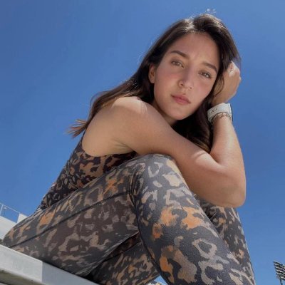 ArtistryFusion_'s profile picture. 🎨 Digital Artist 
⚡ Logos | Banners | Overlays | Panels | Emotes | 2D/3D Characters | Alerts | Screens | 2D/3D Vtubers 
📩 Commissions Open