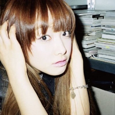 tasteyourheart's profile picture. all about idol girls