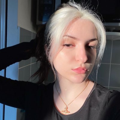 isypearl's profile picture. 