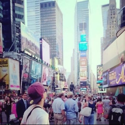 TOMY52828's profile picture. 