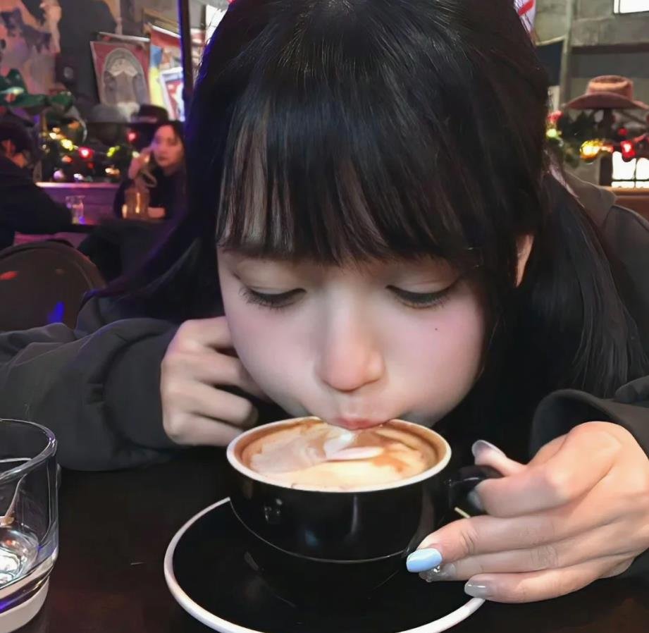 PawanYa47127215's profile picture. 30歳 / 157cm / 46kg / ソロ活 / 看護師 / 甘い物補給多め