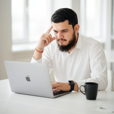 Ayaz_AfridiPTI's profile picture. إِلٰـهَ إِلَّا الـلّٰهُ مُحَـــمَّـــدٌ رَسُــولُ الـلّٰه
اللہ کــے ســـوا کـــوئی عـبـــادت کـــے لائـــق نہیـــں حضـــرت محــــمـــدﷺ
اللّٰہ کــے رســـول ہیـ