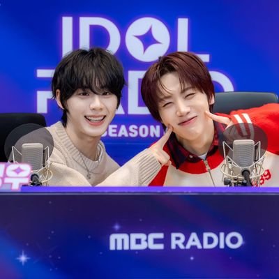 amarezelle's profile picture. full-time fan girl, part-time student 💘