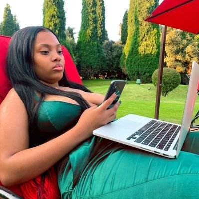 Pong_Pong_001's profile picture. 📈-I help 15,000+ students globally 
👨‍💻-We teach Day Trading in Options,Futures&Shares
💰-I Grew my portfolio to $40M+
📈16yrs exp🪢-Family First 🌆-LA