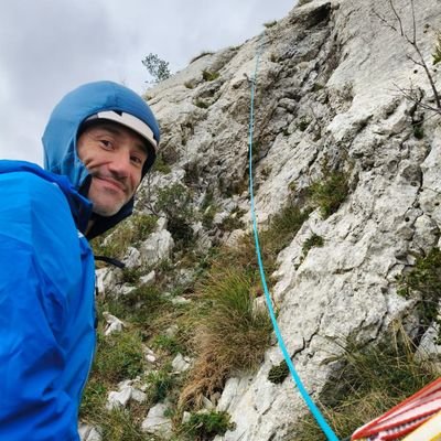 lluisraeco's profile picture. Ekonomialaria @ekonomistak #EconomíaForense @ecritica #ContabilidadCrítica #EconomíaPolíticaTrabajo #LanarenEkonomiaPolitika Kontrabotereko Sindikalismoa