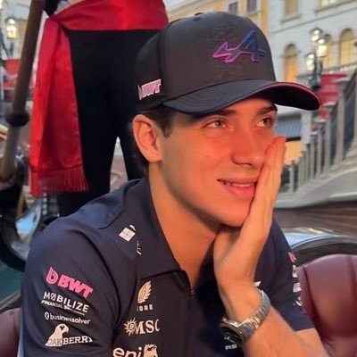 sofi443_'s profile picture. hincha del club atlético franco colapinto y lando norris | Profesora de educación física | 23.