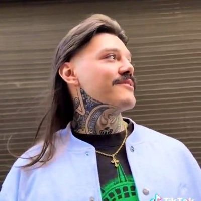 _pierretostain_'s profile picture. 24 | 🇨🇵