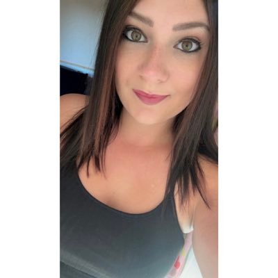 XoCharliiEmXo's profile picture. 🇬🇧👩🏻Raver/Rocker 🎸 Arsenal ⚽️, Horror film addict🖤 Unfiltered gobshite who swears too much😇 cancel culture/woke BS, fuck off! NO DMs🖕🏼