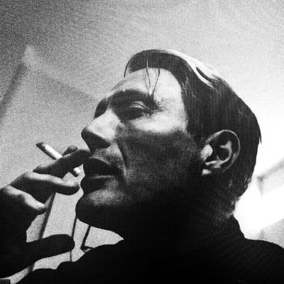 Houkenti's profile picture. Madness, mayhem, erotic vandalism, devastation of innumerable souls while we scream and perish, History licks a finger and turns the page.