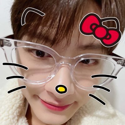 moonhuilover's profile picture. ♡₊˚ 😸 𝒋𝒖𝒏𝒑𝒊 𝒄𝒂𝒕 | 𝐨𝐭𝟏𝟑 ⋆𐙚 🦢𓍢ִ໋ ⋆🌷ᴮˢ ᴾˢʸᶜᴴ | ²⁰ ˢᵒᵐᵉᵗʰⁱⁿᵍ˚.⋆☾⋆⁺ 𝘵𝘩𝘦 𝘮𝘰𝘰𝘯 𝘳𝘪𝘴𝘦𝘴, 𝘣𝘶𝘵 𝘺𝘰𝘶 𝘴𝘩𝘪𝘯𝘦 𝘣𝘳𝘪𝘨𝘩𝘵𝘦𝘳⭒˚. ೀ