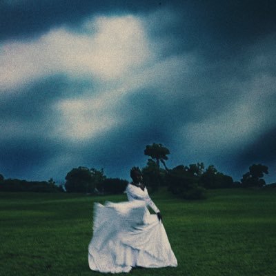 amoreholmes_'s profile picture. 