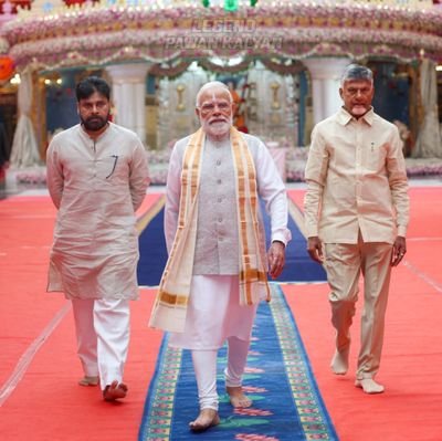 ash53673fg's profile picture. పవన్ కళ్యాణ్ అభిమానిని 
చిరంజీవి భక్తున్నీ