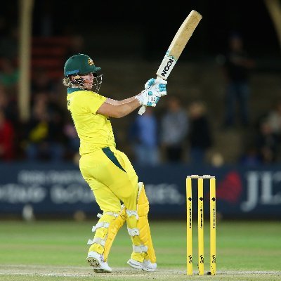 samhallworth7's profile picture. cricket for Mooney, football for fun, coffee for survival