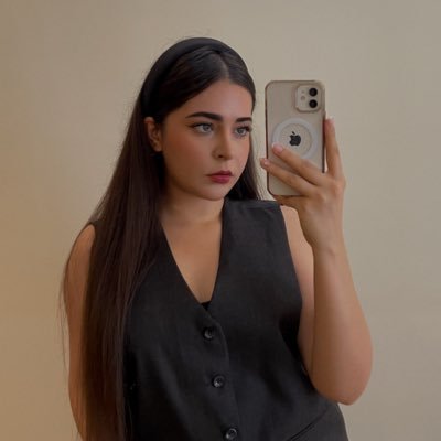 shaqayeqqlizdeh's profile picture. 