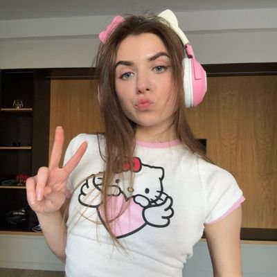 fatimameera895's profile picture. Love conquers all 💚❣️🌹❤️‍🔥