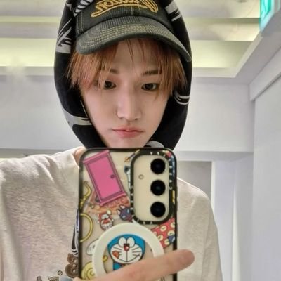 urmomisazerose_'s profile picture. Zerobaseone💙Boynextdoor💜,Badvillain💚Izna💖🦋 RII7E🧡