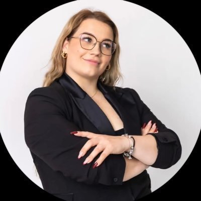 VClena75756's profile picture. poskusite zaslužiti denar doma, ker trgovanje z binarnimi opcijami..