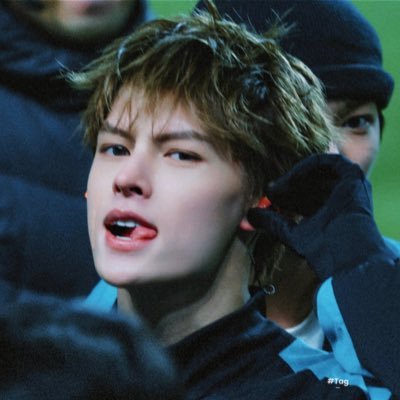 eftaesan's profile picture. ⛧ #엔하이픈 #피원하모니♡ー「240305 & 251115 wvs live🦮3x, 250412 bnd🇮🇩, 250830 p1h🇸🇬」