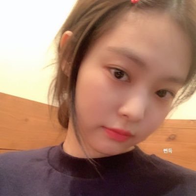 jennieloverj's profile picture. 제니