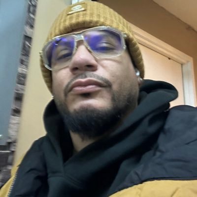 willNYYanks's profile picture. My wife & kids are my biggest love in life & then baseball my NY Yankees,NY Giants & NY Knicks. I support our 🇺🇸 soldiers & every hard working person.