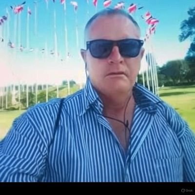 RenPerez353198's profile picture. Profesor