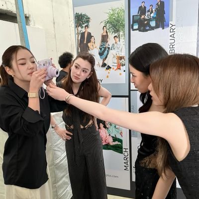 lenamiu_00korm's profile picture. For LenaMiu and LingOrm. Just happy fangirling, don't tolerate fanwars. 💖